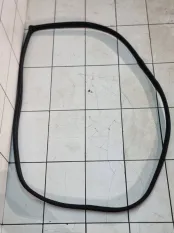 Уплотнитель проема двери передний правый Kia Rio