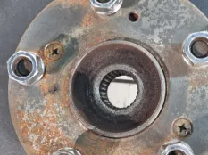 Кулак поворотный передний левый Honda Civic 8 4D