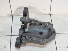 Кронштейн компрессора кондиционера SsangYong Kyron