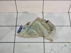 Бачок омывателя Volkswagen Passat B5 3B5 УНИВЕРСАЛ