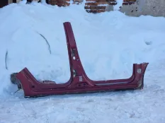 Порог со стойками правый Renault Sandero 1 K4M697