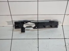 Кронштейн фары левый Land Rover Range Rover 3 L322