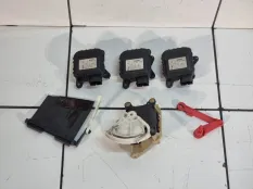 Моторчик заслонки отопителя Volkswagen Passat B5