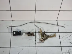Замок двери сдвижной Hyundai Starex A1 D4BA 2.5