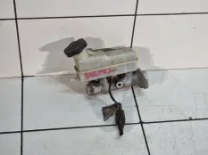 Цилиндр тормозной главный Hyundai Starex A1 D4BH