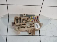 Блок предохранителей Toyota Camry 2003