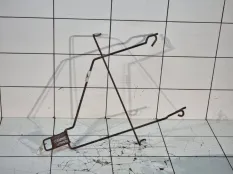 Кронштейн запасного колеса Renault Sandero 1 2012