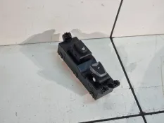 Кнопка стеклоподъемника Hyundai Santa Fe DM 2014