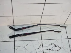 Поводок стеклоочистителя Skoda Octavia A4 ЛИФТБЭК