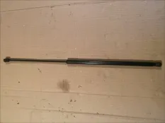 Амортизатор капота Volkswagen Passat B6 2006