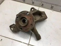 Кулак поворотный передний левый Toyota Aygo KGB10