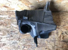 Корпус воздушного фильтра Renault Megane 2