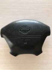 Подушка безопасности в рулевое колесо Nissan