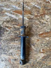 Амортизатор задний Nissan Almera Classic B10 2011