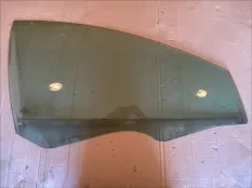 Стекло двери переднее правое Citroen C5 1