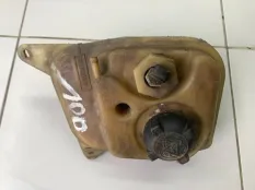 Бачок расширительный Audi 100 C3