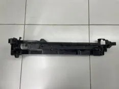 Кронштейн радиатора правый Mercedes-Benz C-class