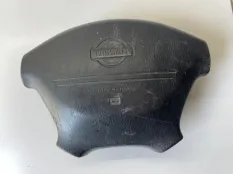 Подушка безопасности в рулевое колесо Nissan