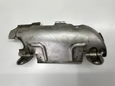 Экран тепловой выпускного коллектора левый Audi A6