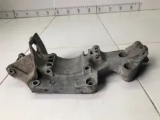 Кронштейн генератора Audi A3 8L1 ХЭТЧБЕК (3ДВ) AEH