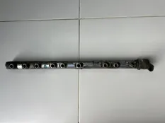 Рейка топливная (рампа) BMW 5 F10
