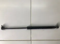 Амортизатор двери багажника Лада Х-рей 1.6 2016