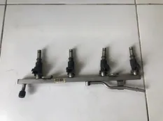 Рейка топливная (рампа) opel Astra H 1.6 2004