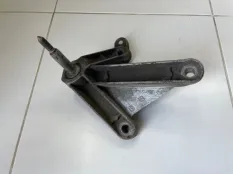 Кронштейн КПП Renault Logan 1 K7JA710 2008