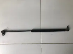 Амортизатор крышки багажника SsangYong Kyron DJ