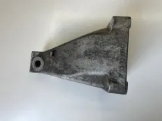 Кронштейн двигателя правый Mercedes-Benz Sprinter