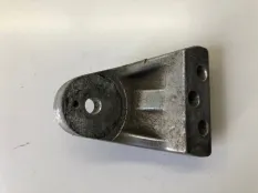 Кронштейн двигателя правый Kia Sportage 2 KM G4GC