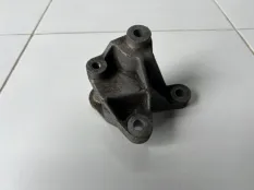 Кронштейн опоры КПП Ford Focus 1 1.6 2003