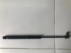 Амортизатор крышки багажника левый Kia Rio 3 QB