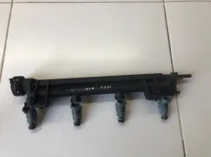 Рейка топливная (рампа) Hyundai Santa Fe 2.0 2000