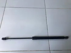 Амортизатор двери багажника Audi Q7 4LB 3.0 TDI