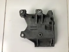 Кронштейн компрессора кондиционера Mitsubishi