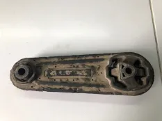 Опора двигателя задняя Renault Logan 1 K7J710 2007