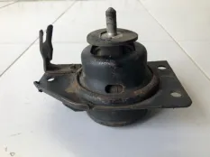 Опора двигателя правая Kia Rio 1.6 2005