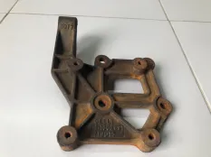 Кронштейн компрессора кондиционера Geely MK 1.5