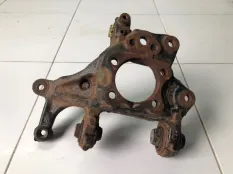 Кулак поворотный задний левый Toyota C-HR 2016