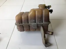 Бачок расширительный Cadillac Escalade GMT800 6.0