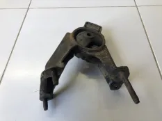 Опора двигателя задняя Toyota Corolla E120 4ZZFE