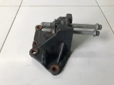 Кронштейн двигателя правый Kia Rio 3 QB ХЭТЧБЕК