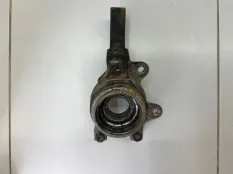 Кулак поворотный передний правый Лада Гранта