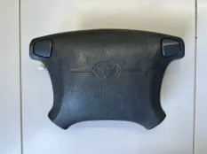 Подушка безопасности в рулевое колесо Toyota