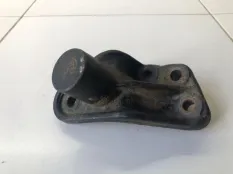 Кронштейн двигателя правый Kia Rio 3 1.6 2011