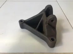 Кронштейн генератора Nissan Primera 1 P10 1.6 1990