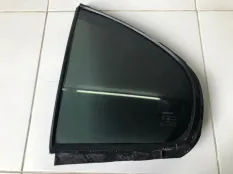Стекло двери (Форточка) заднее левое Nissan Maxima