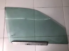 Стекло двери переднее правое Opel Astra F 1991