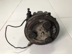 Компрессор кондиционера Mazda 323 BJ СЕДАН ZLDE